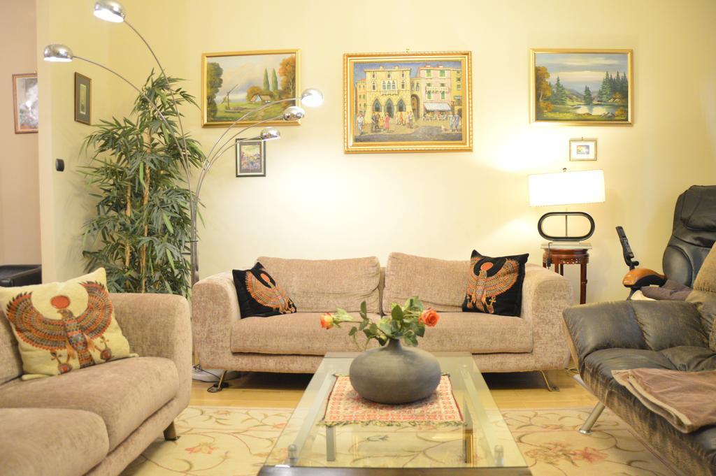 דירות בודפשט Classic Flat At Basilica מראה חיצוני תמונה