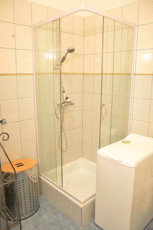 דירות בודפשט Classic Flat At Basilica מראה חיצוני תמונה
